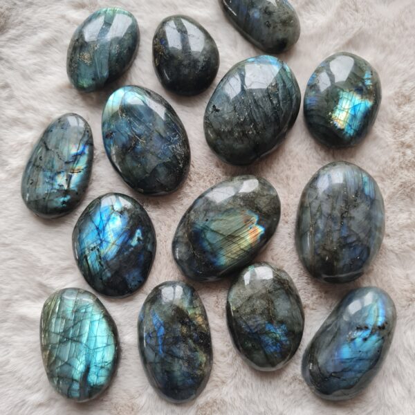 Galets de labradorite qualité AA