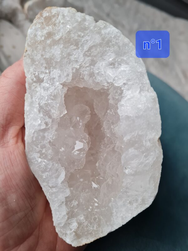 géode de cristal de roche