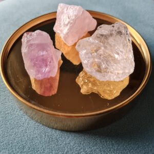Ensemble “Triangle d’or” pierres brutes (3 pierres)