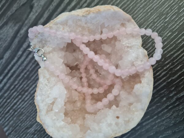 collier en quartz rose