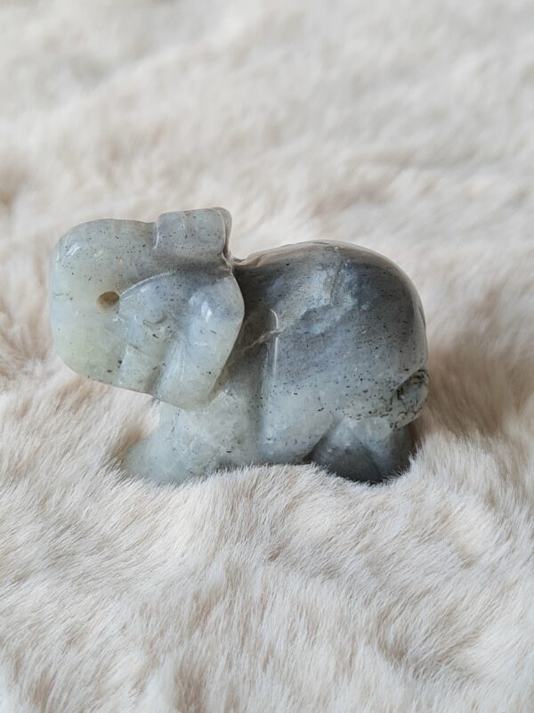 figurine pierre naturelle labradorite