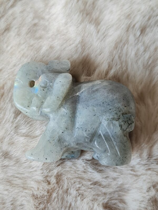 figurine pierre naturelle labradorite