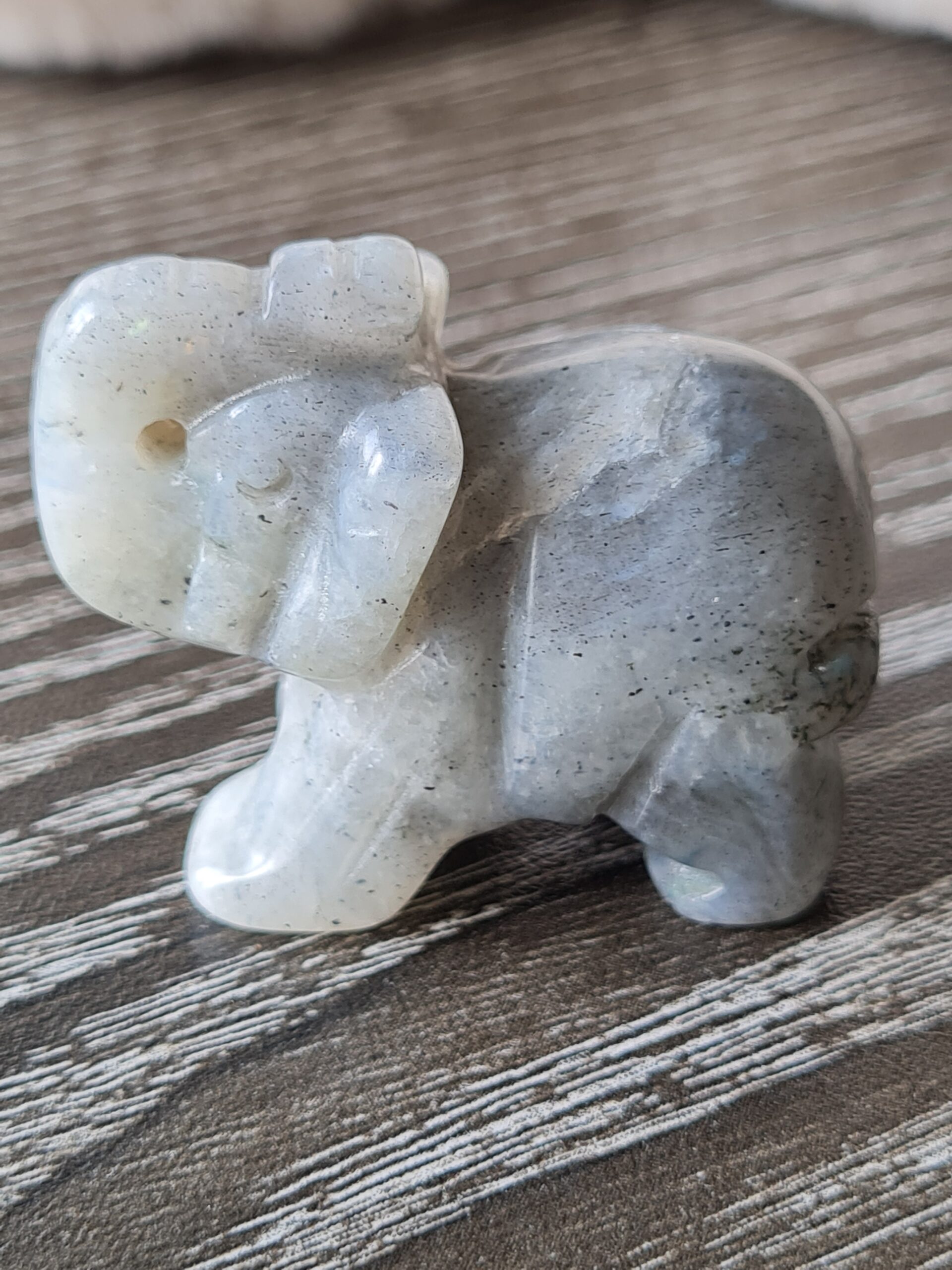 figurine pierre naturelle labradorite