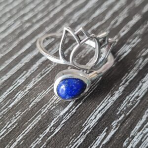 Bague lotus en argent 925 et Lapis Lazuli AA